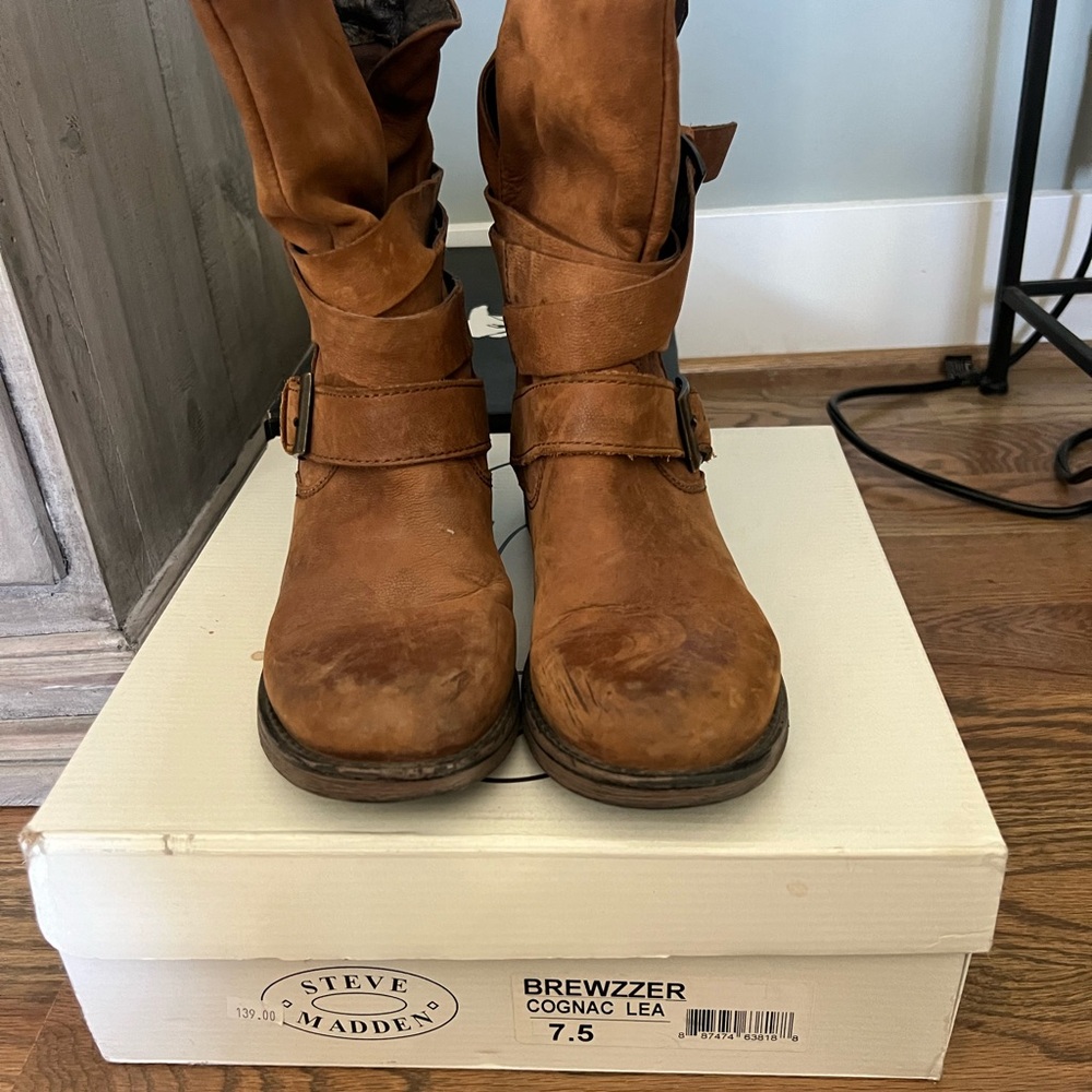 Steve Madden Boots size 7.5